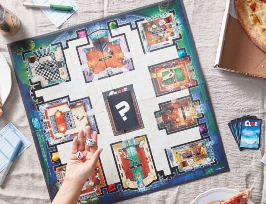 How To Play Cluedo With 2 Players 