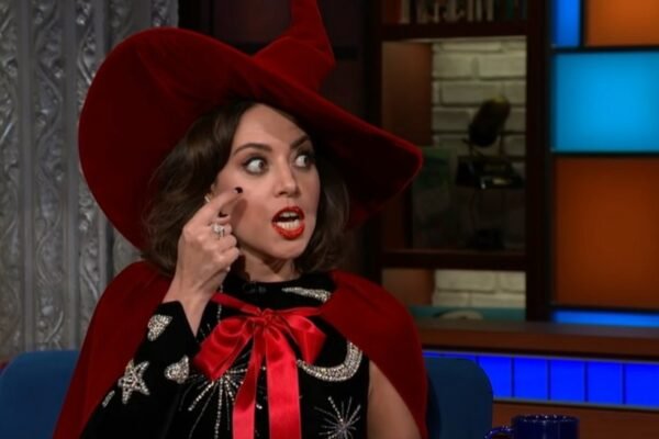 Aubrey Plaza Shares