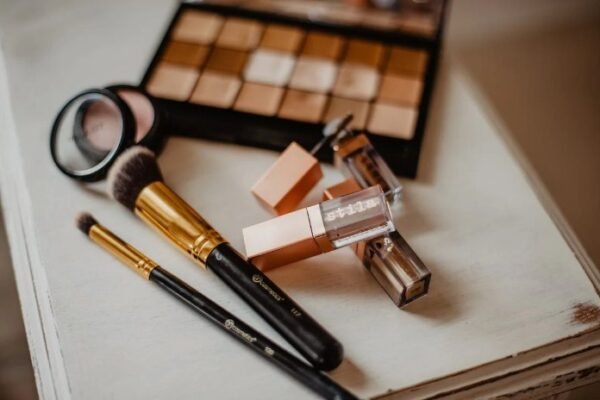 Cannabis-Infused Cosmetics