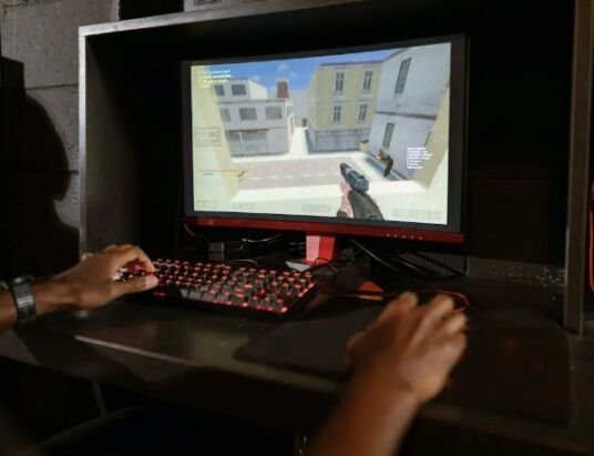 Online Multiplayer Gaming
