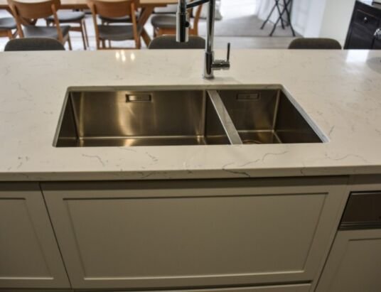 Flush Mount vs Undermount Sink