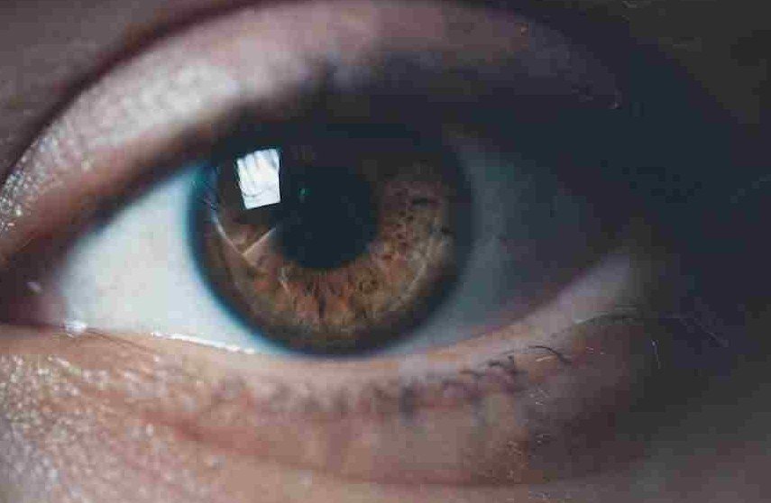 Can Everyone Unfocus Their Eyes