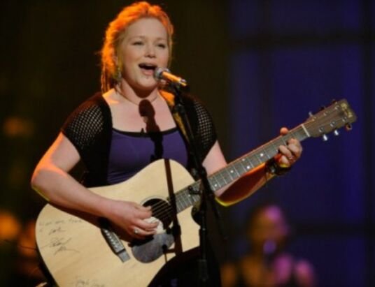 Crystal Bowersox Net Worth