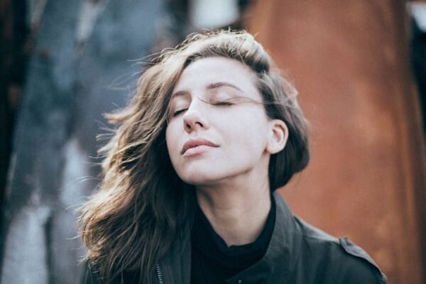 How to Become Emotionally Available
