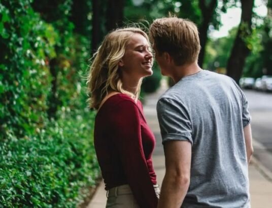 How to Tell if Someone Has a Crush on You