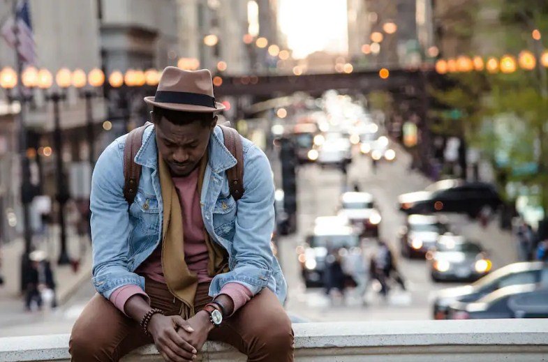 Signs Your Husband Misses His Affair Partner