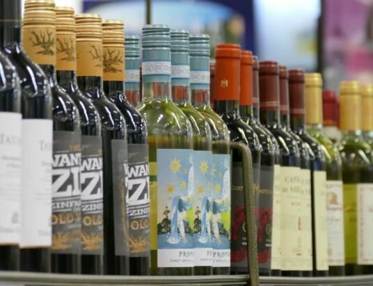 Manitoba Liquor and Lotteries workers get 12%