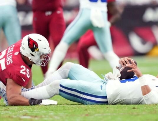 A weekend of football: records, upsets and surprises