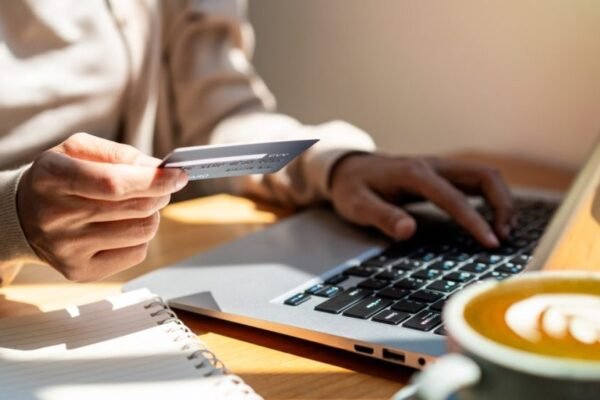 Amplify Credit Union Launches New Community Banking Program