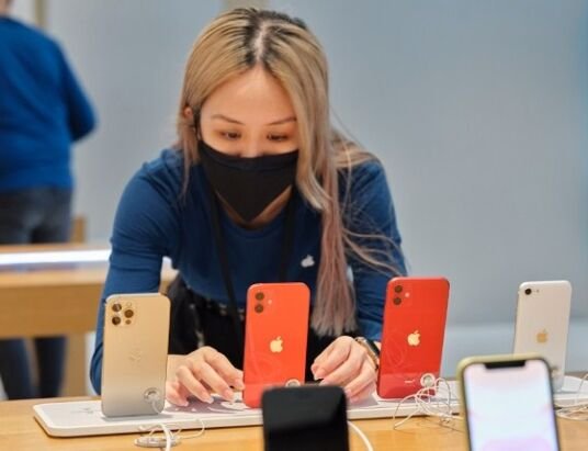 Apple and Arm extend their chip partnership beyond 2040