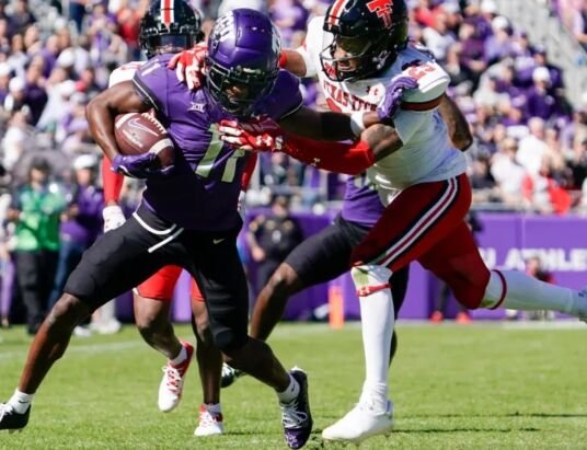 Georgia Remains Unbeaten and Tops USA TODAY Sports AFCA Coaches Poll