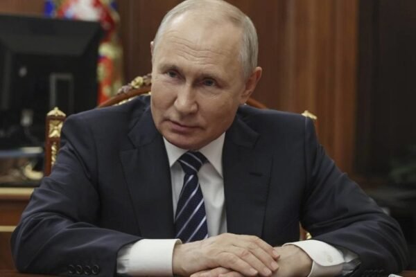 Kremlin Silences Prigozhin’s Funeral Amid Drone Attacks and Ukraine Conflict