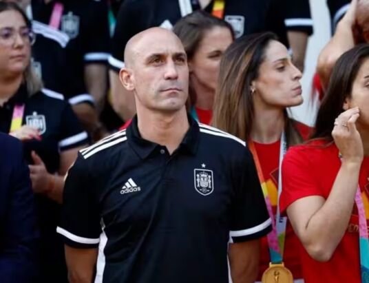 Spanish soccer officials face backlash over World Cup kiss