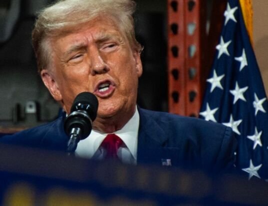 Trump to attend his New York fraud trial in person