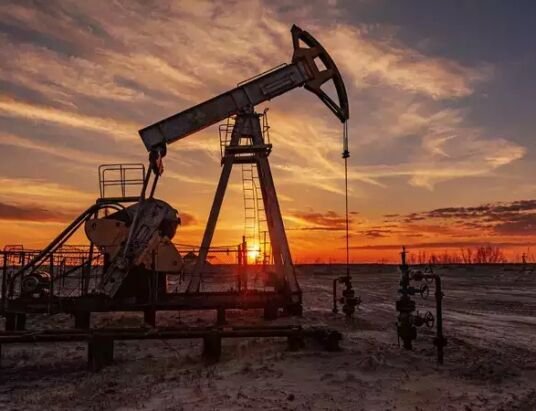 US economy faces inflation challenge amid rising oil prices and robust job market