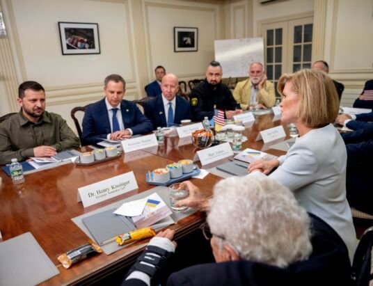 Zelenskiy meets US billionaires to seek support for Ukraine