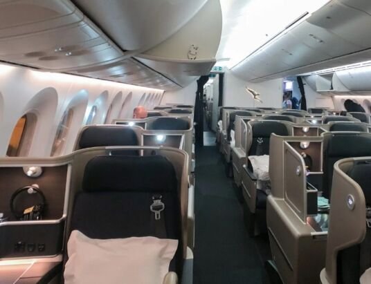 airline that tried to take on Qantas with all-business-class flights