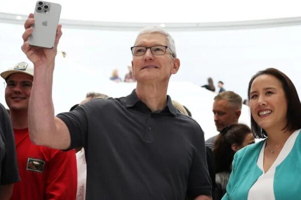 Apple’s New Feature Connects Cards with Open Banking in the UK