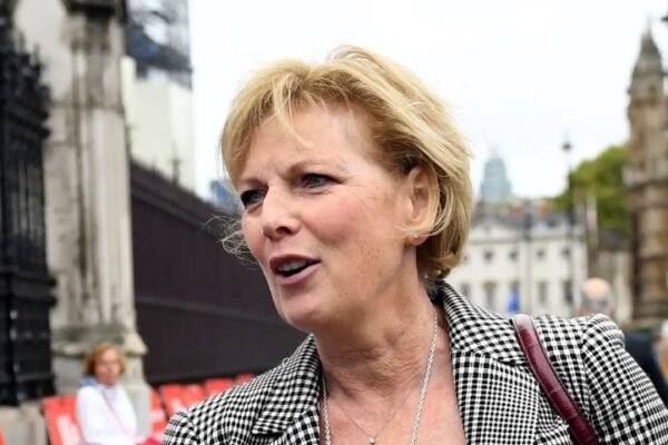 Ex-Tory Minister Anna Soubry Announces She Will Vote For Labour