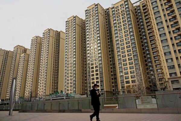 Hong Kong’s Foreclosed Homes Fail to Attract Buyers Despite Huge Discounts