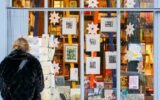 How To Keep Your Clients Interested And Loyal During The Holiday Season