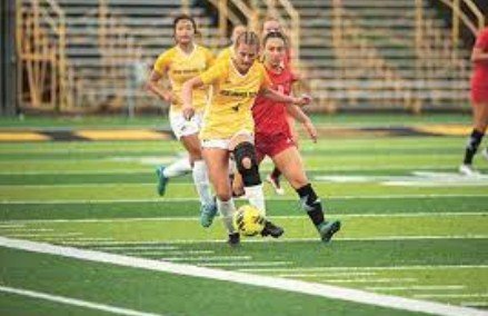 Michigan Tech soccer team ties with Davenport in a thrilling match