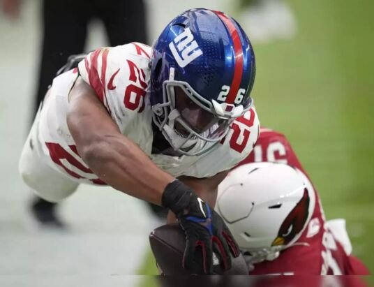 Saquon Barkley misses second game in a row due to ankle injury