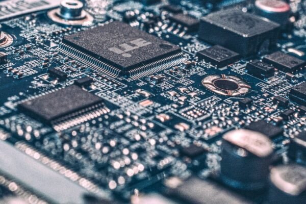 US Allows Samsung and SK Hynix to Supply Equipment to China Amid Chip Shortage