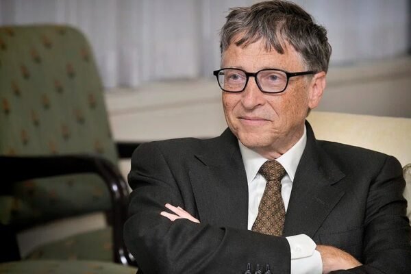 Bill Gates says that technology can help give us 3 day work