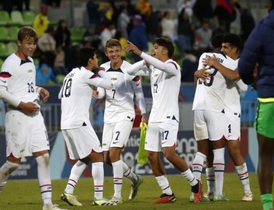 Chile’s soccer teams eye historic gold medals at Pan Am Games