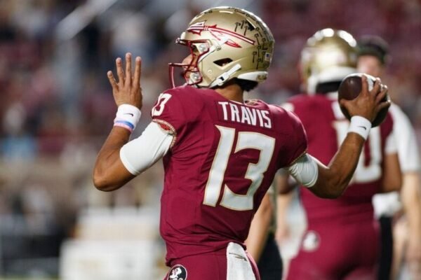 Florida State QB Jordan Travis suffers leg injury, puts CFB playoff hopes in jeopardy