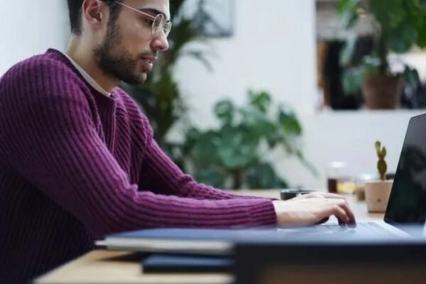 How Tech Leaders Can Stay Ahead Of The Curve With Ongoing Education