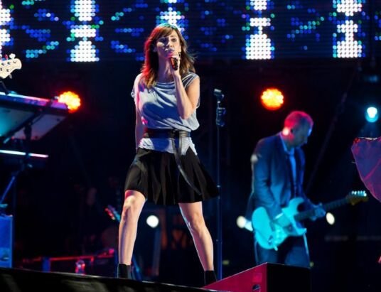 How a 90s rock song became the new anthem for US sports fans