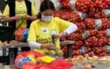 How food banks are coping with the holiday demand amid inflation and supply shortages