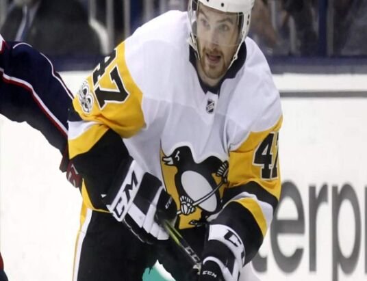 Ice Hockey Player Dies in Freak Accident, Police Arrest Suspect