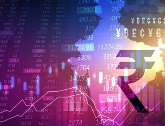 Indian shares fall as banking and financial sectors weigh