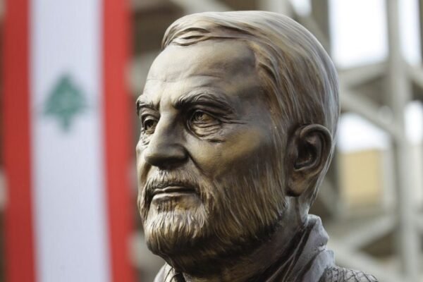 Iranian club fined and banned for displaying Soleimani bust