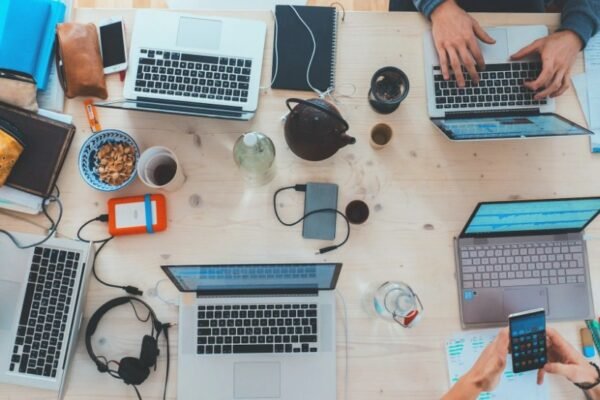 Layr Raises $10M to Help Brokers Serve Small Businesses with Modern Insurance Solutions