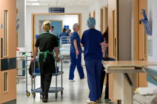NHS defends its decision to award £330m data contract to US spy tech firm