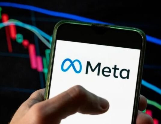 Regulators Target Big Tech: Investors, Brace For Impact!