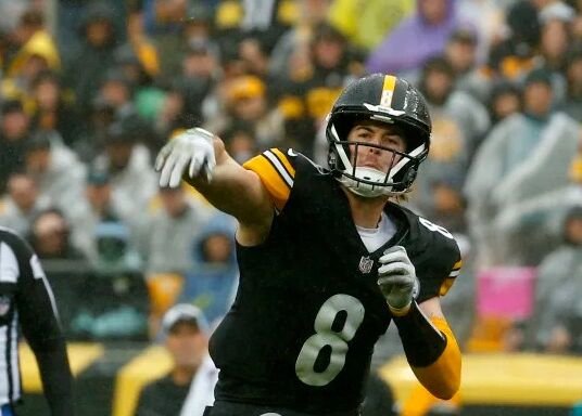 Steelers vs. Titans: A Battle of Backup Quarterbacks on Thursday Night Football