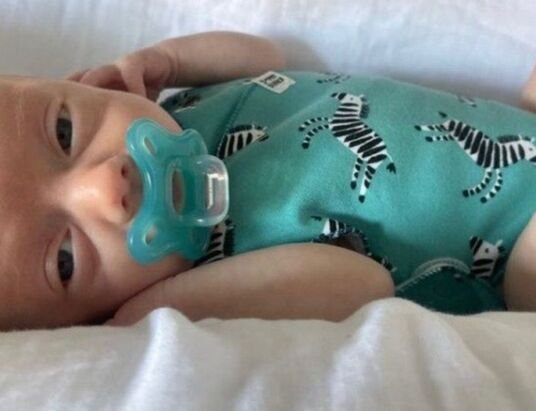 SuperDinky: The nurse who makes clothes for premature babies