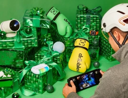 Hottest Tech Gifts to Buy This Holiday Season