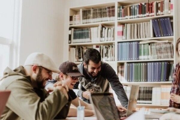 How Small Businesses Can Thrive In A Competitive Market