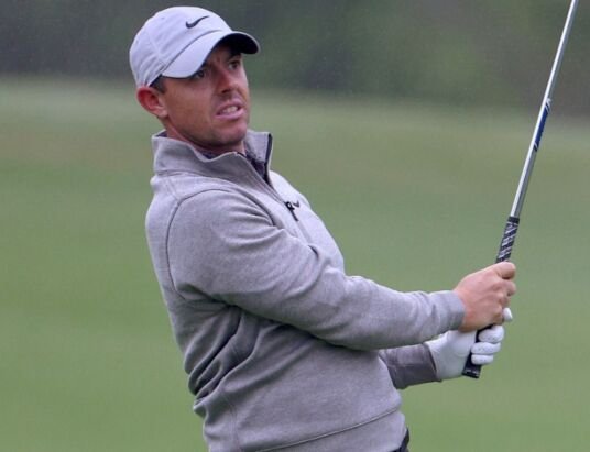 McIlroy supports golf ball rollback to curb distance gains