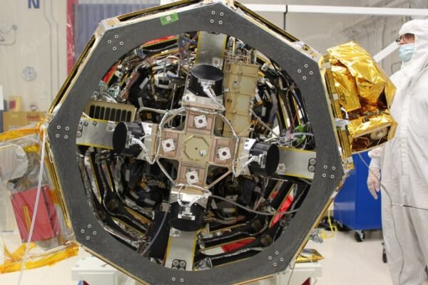 NASA Achieves Breakthrough in Laser Communication from Deep Space