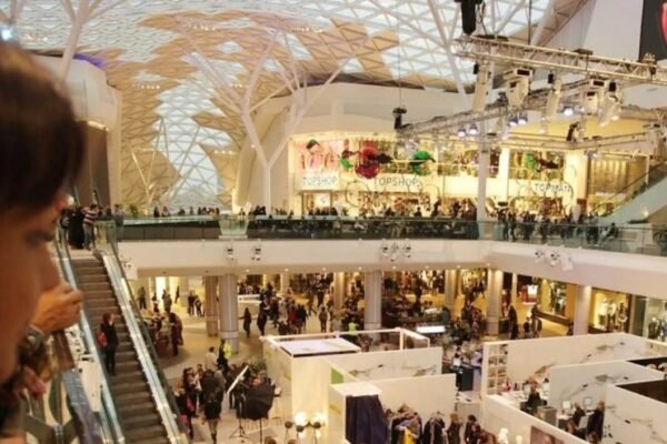 Bomb Scare in Batumi: Four Shopping Centers Evacuated