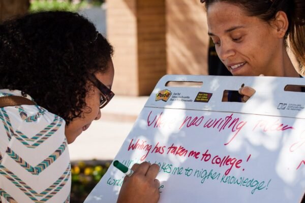 Clayton State students and faculty create a free textbook for English courses