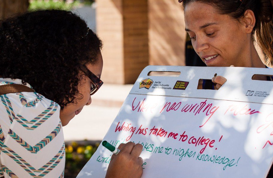 Clayton State students and faculty create a free textbook for English courses