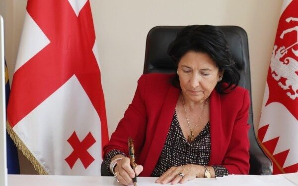Georgian President Demands Return of Ambassador to Ukraine